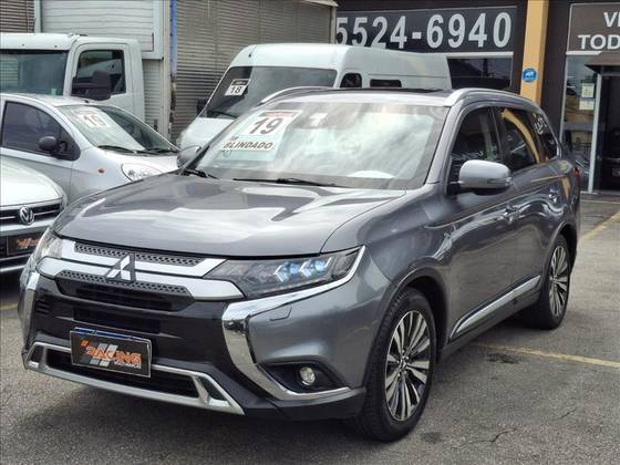 MITSUBISHI OUTLANDER 3.0 MIVEC V6 GASOLINA HPE-S AWD AUTOMÁTICO